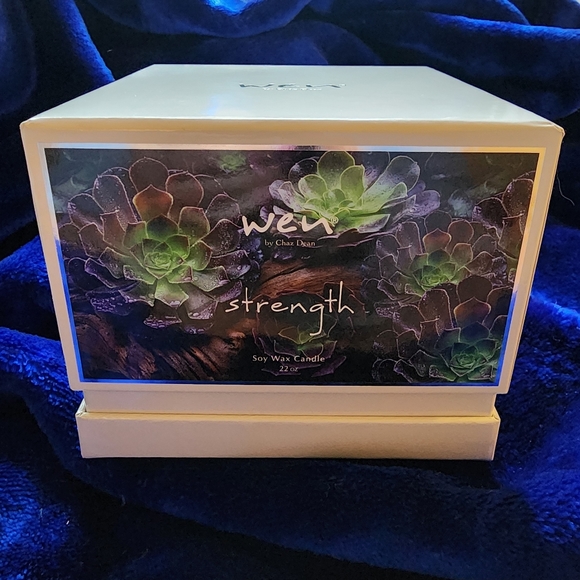 Brand new Wen "Strength" soy candle 22 oz - Picture 2 of 8